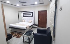 Hotel Jhari Palace 3*